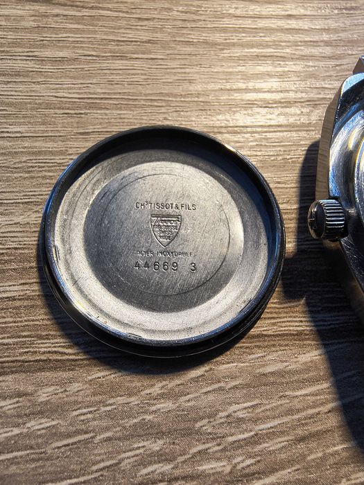 Часовник TISSOT Seastar 44669-3