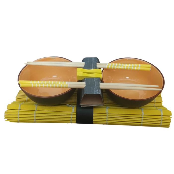 Seturi de masa asiatice pentru garnituri, Korea, Japonia.  Galben