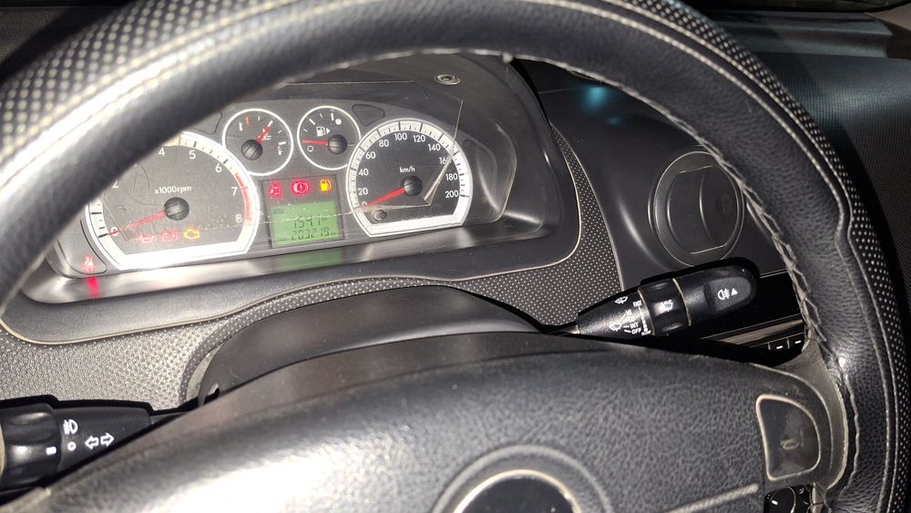 Нексия 3 сотилади