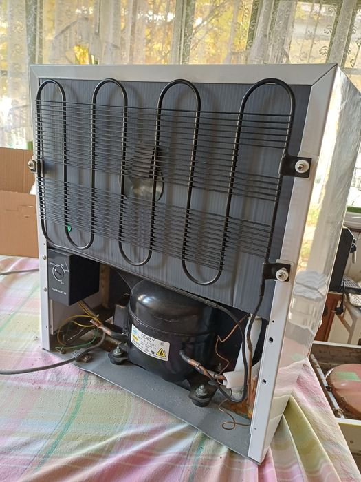 mini congelator Exquisit