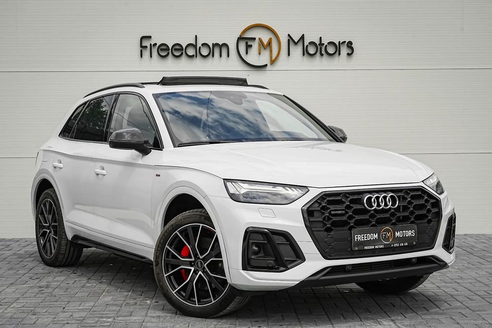 Audi Q5 SLine,Panoramic,Virtual Cockpit,Matrix,Keyless, Garantie AUDI 12 luni