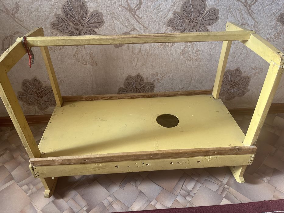 Продам бесик в хорошем состоянии