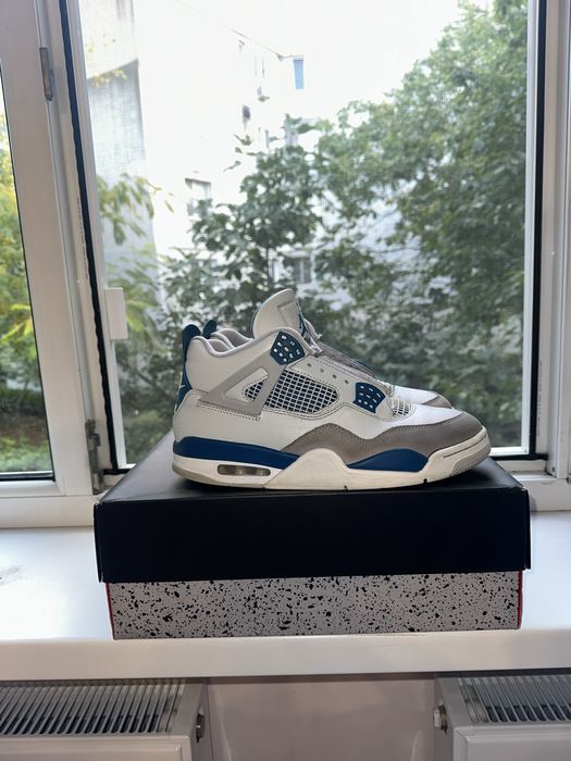 Jordan 4 Military Blue(2024)