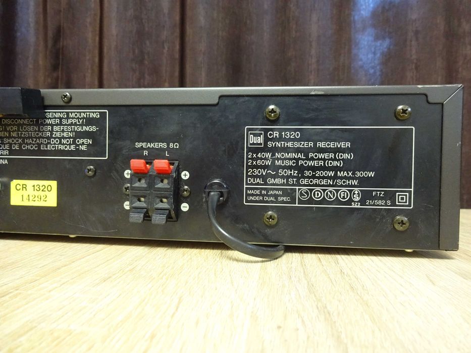Amplificator-receiver Dual CR 1320