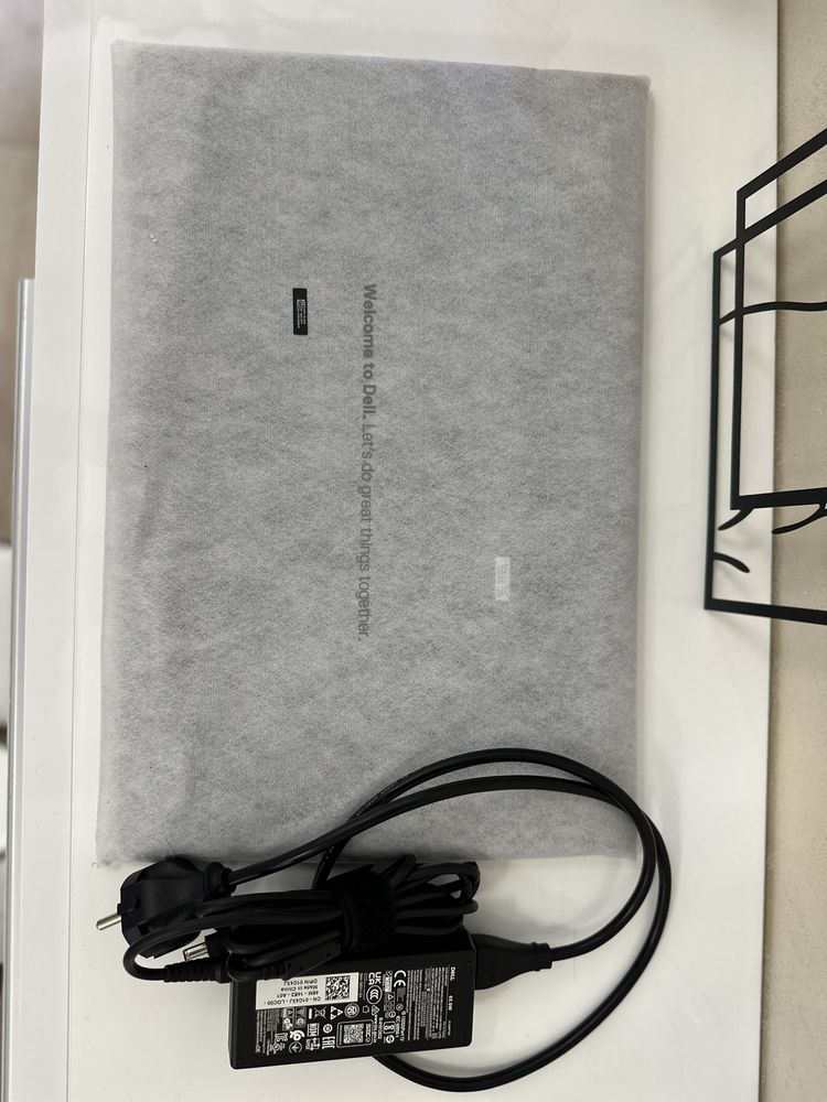 Лаптоп Dell Vostro 15 3530 13th Gen
