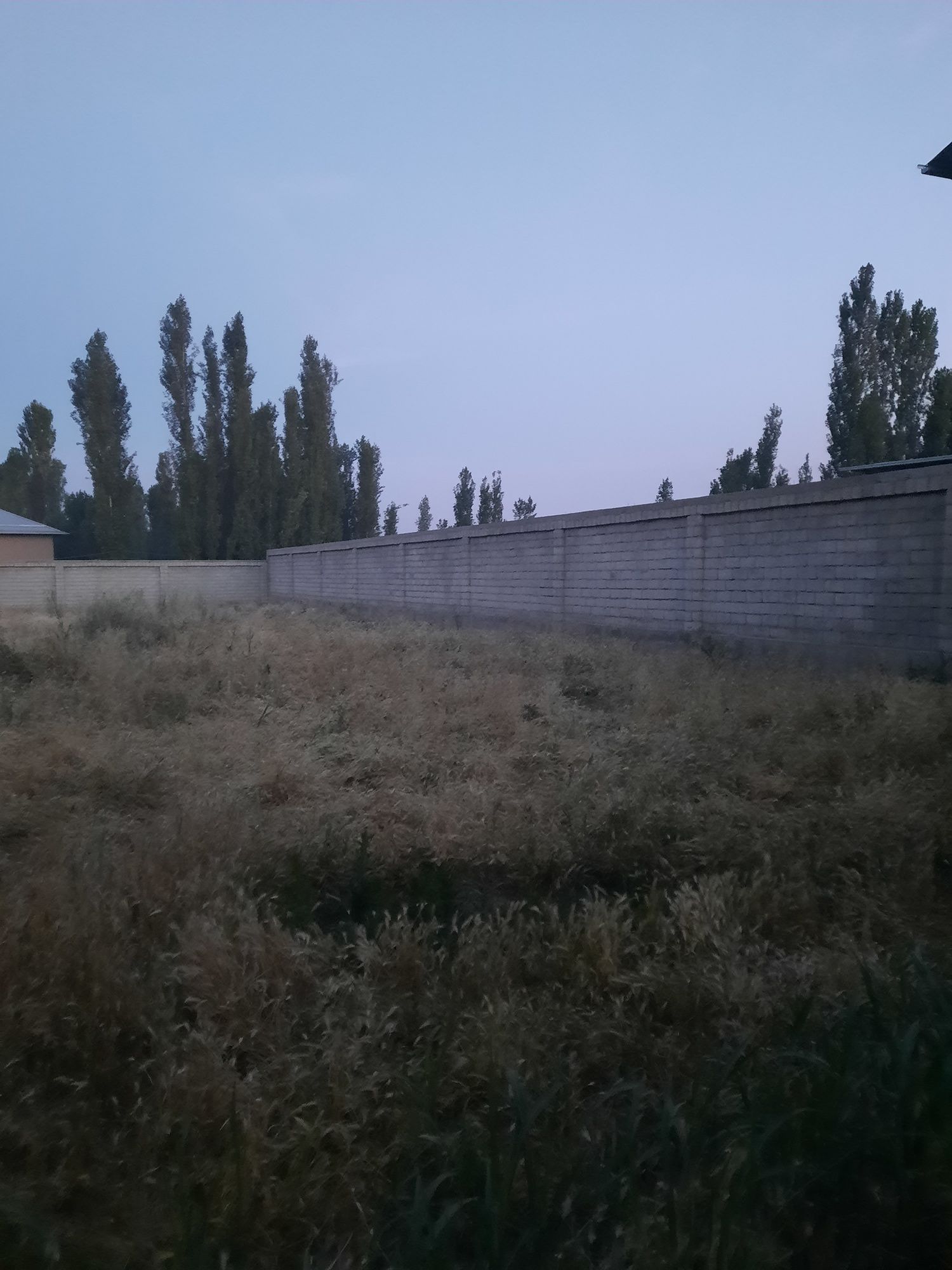 Yer soyiladi 15 sotix 4 xonasi bilan