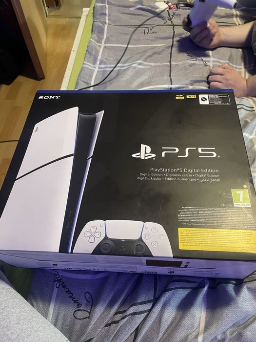 De vanzare ps5 digital edition