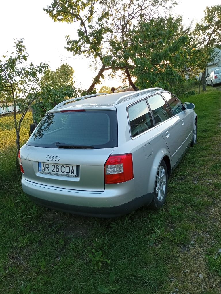 Vând Audi A4  B6