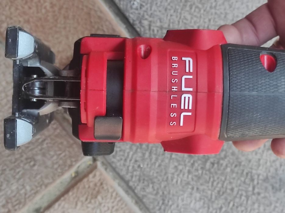 Pendular  MILWACKEE M18 FBJS  ca și nou