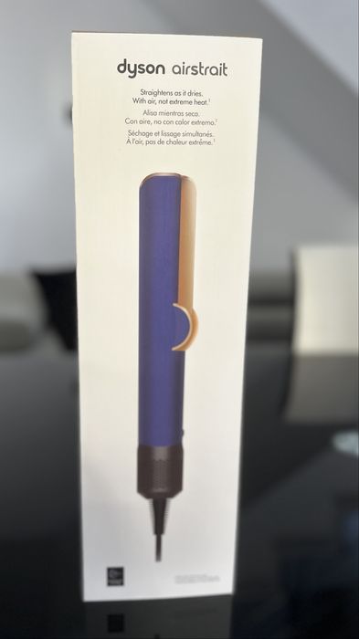 Dyson Airstrait Prussian Blue LCD sigilata