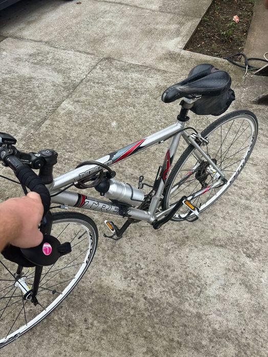 Vand cursiera trek model vechi