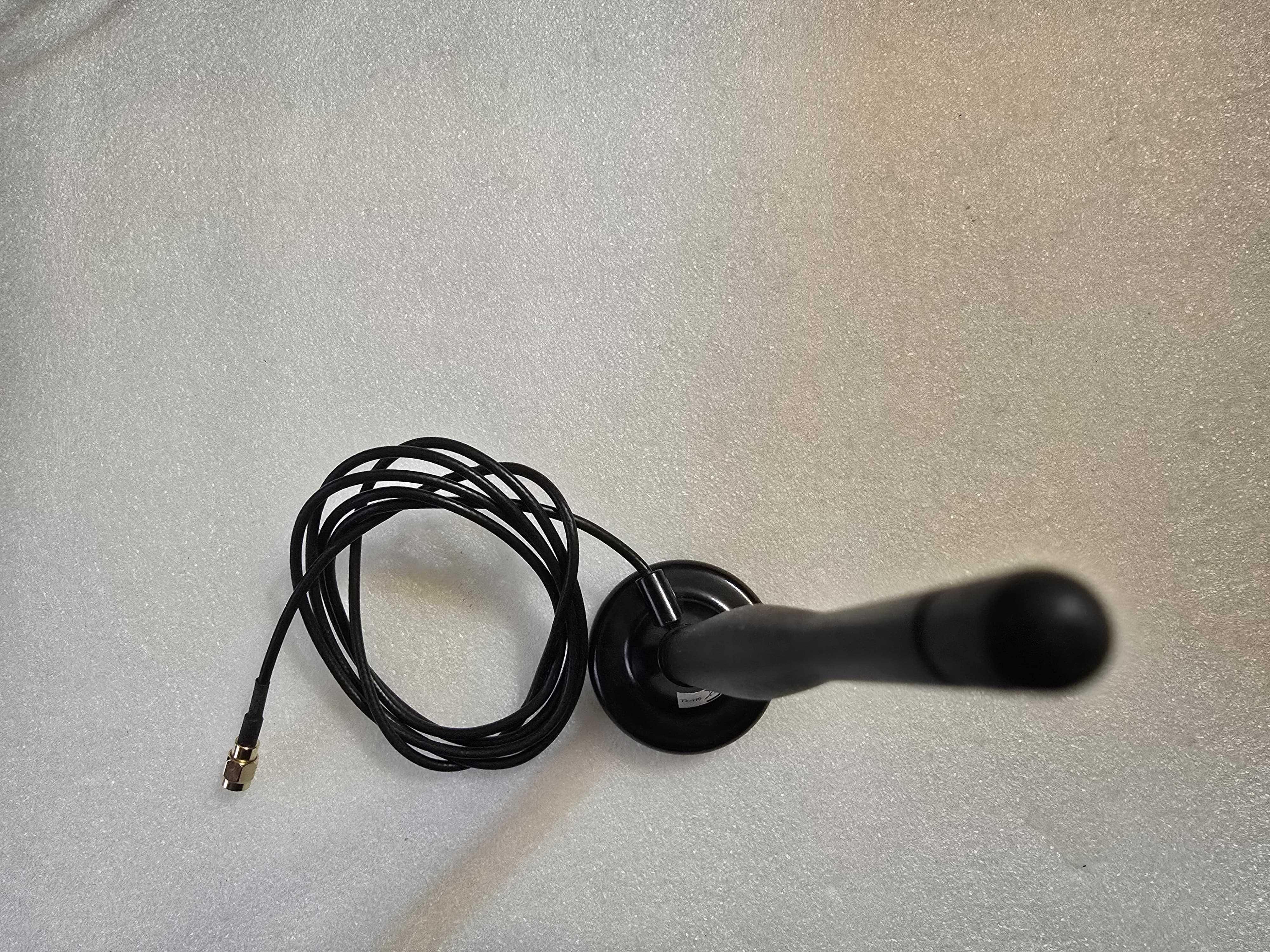 Antena omnidirectionala TP-Link TL-ANT2405C 2.4GHz 5dBi, conector SMA