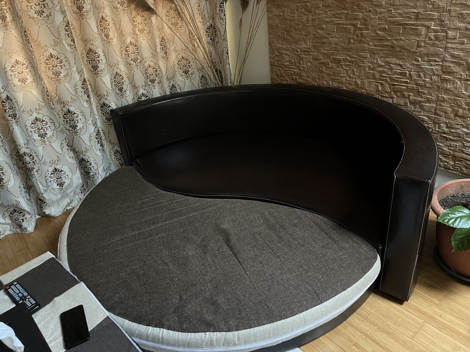 Vand canapea extensibila cu doua fotolii