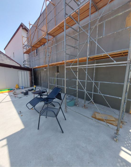 Firma de constructi executam servici dela A Z