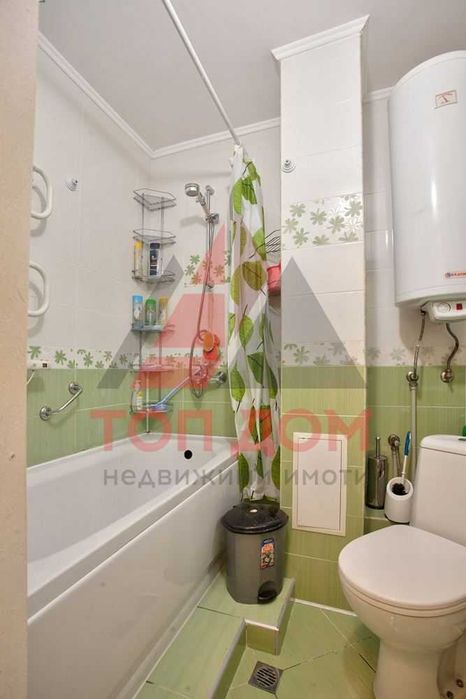 Дава се под наем Двустаен апартамент в Варна, Колхозен пазар - 60 кв.м за 306 € - Снимка #2