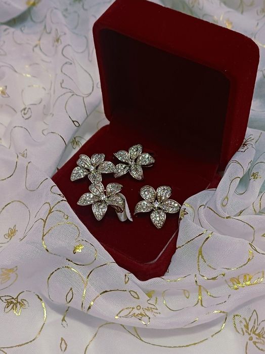 Подарочный набор украшений Подвеска + серьги + кольцо