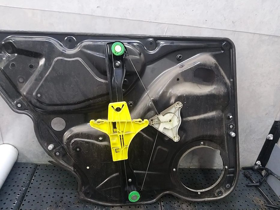 Macara geam electric dreapta spate vw passat b6 3c berlina 3c4839756h
