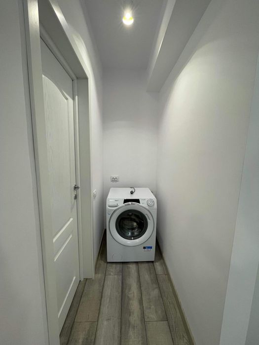Vând studio zona Alezzi| 3 minute până la plajă