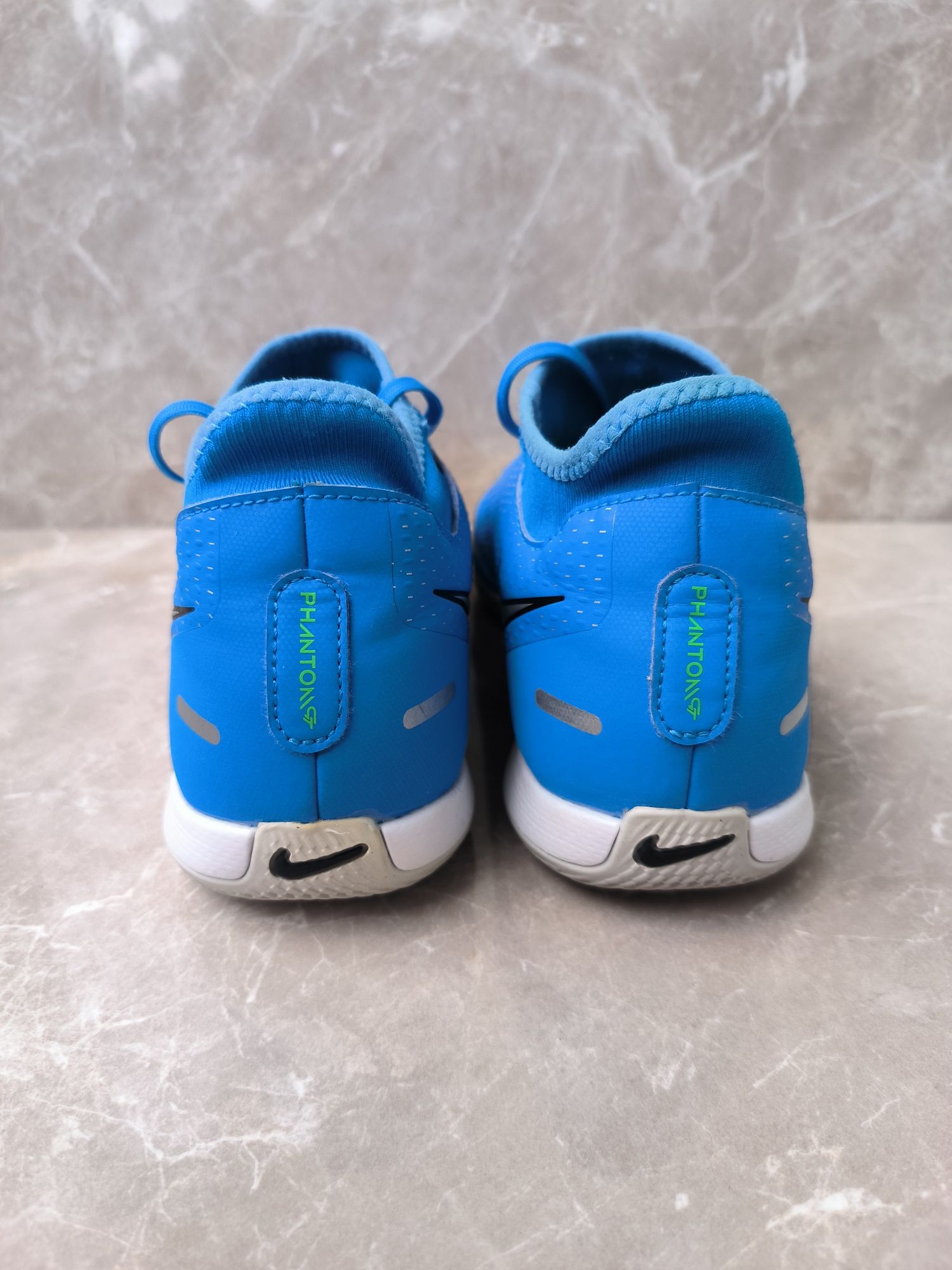 Nike PHANTOM футболни обувки 41 номер