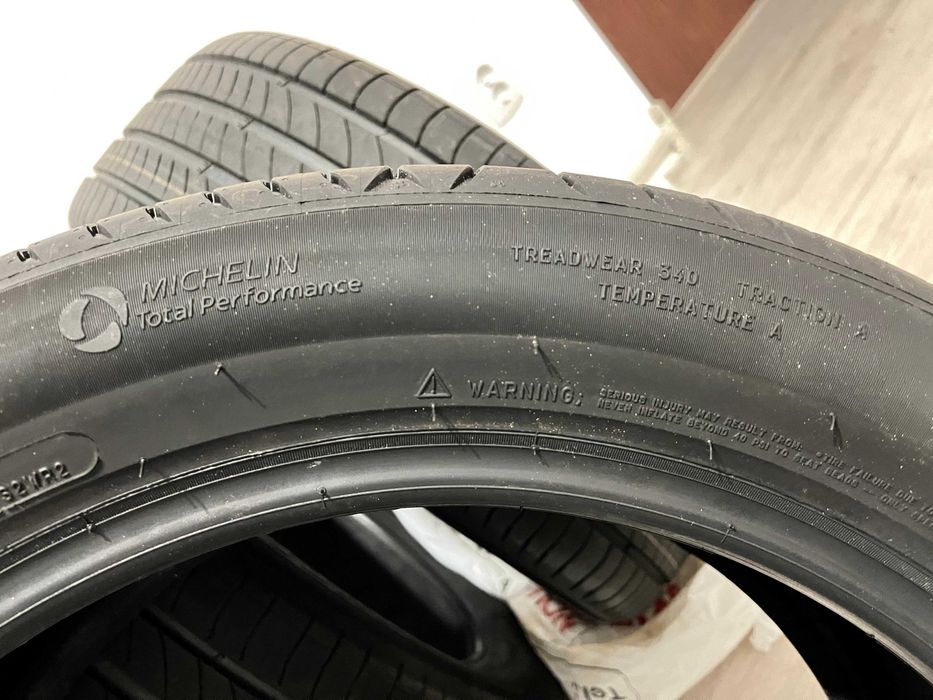 Vând anvelope vară Michelin Primacy 4 - Hyundai Tucson - 235/50 R19