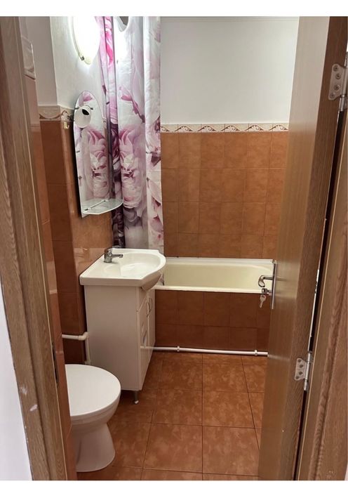 Vând apartament 3 camere Traian