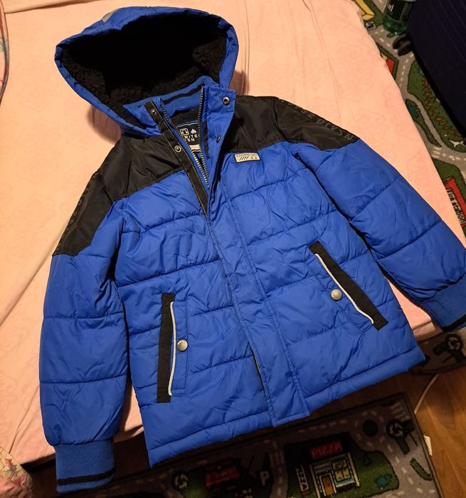 Geaca iarna albastra