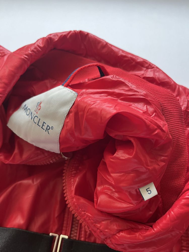 MONCLER : Дамско преходно яке размер 5 или ХЛ / Оригинал
