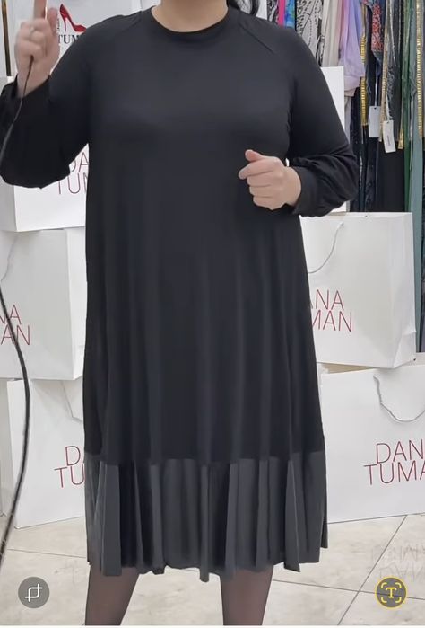 Продаётся женское платье