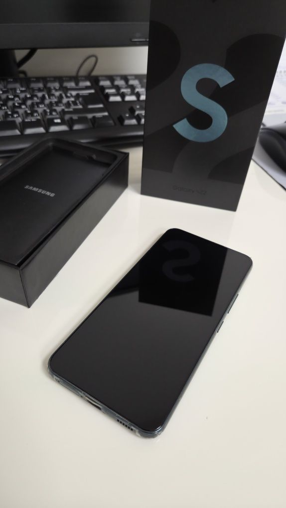 Samsung Galaxy s22  256gb Зелен