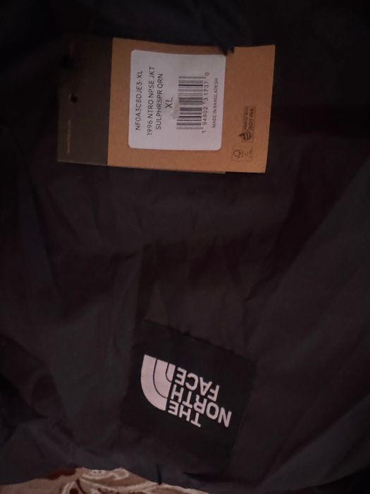 Geaca north face x kaws xl noua