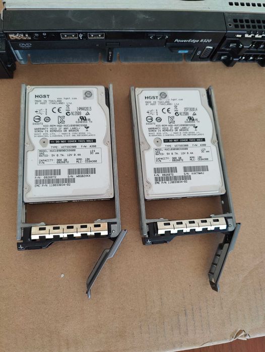 Servere DELL PowerEdge R320