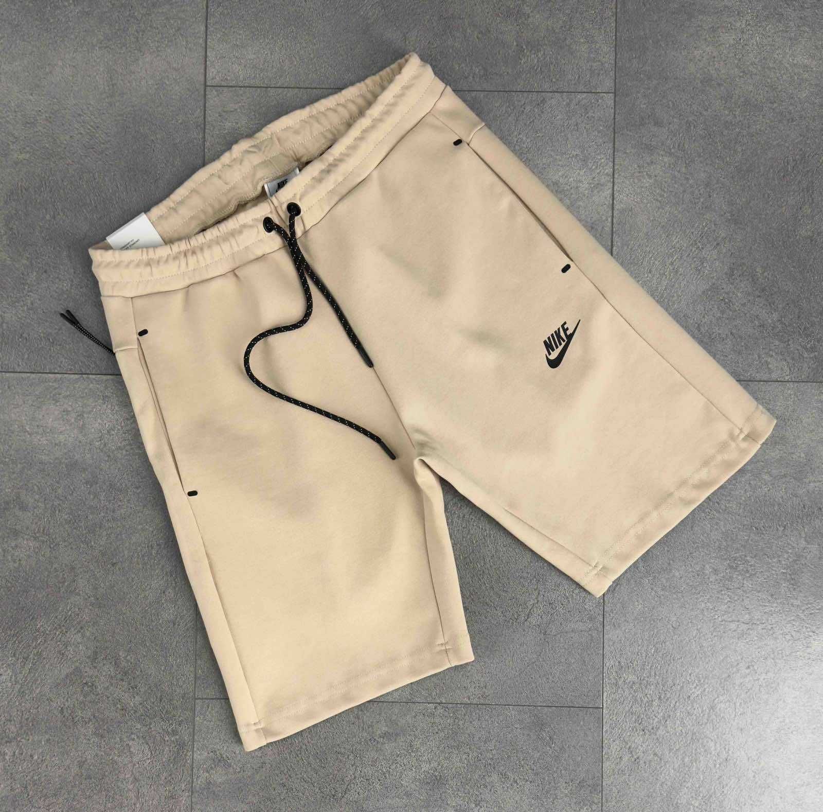 Къси Панталони Nike