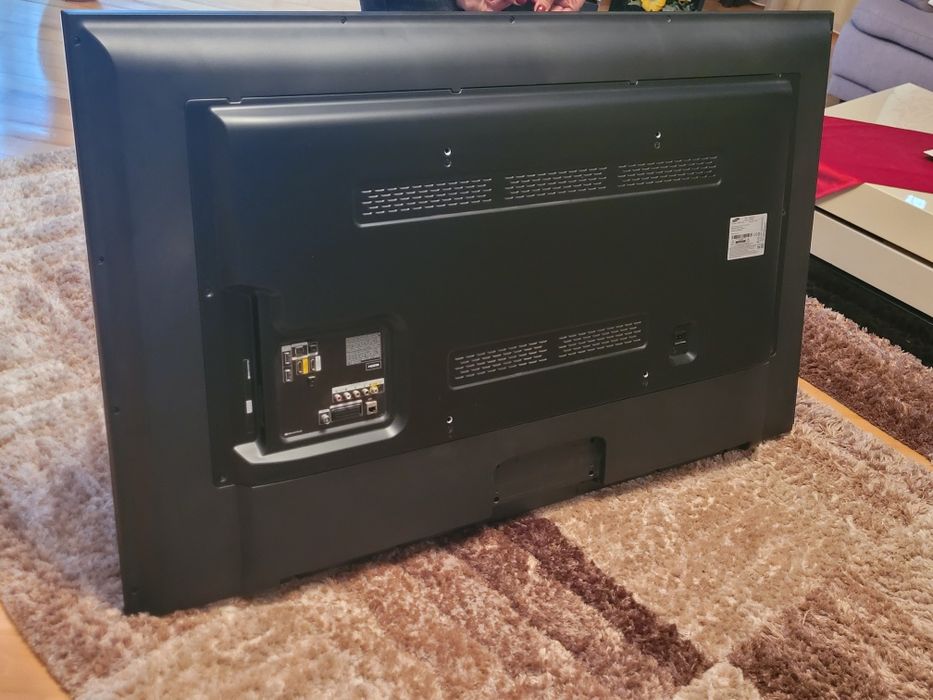 Televizor Samsung Smart TV 152cm