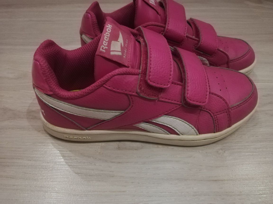 Маратонки Reebok за момиче,EUR 31 номер,UK 13,дължина на стелка 20,5см