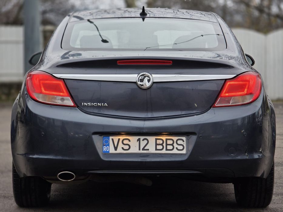 Opel insignia 1.8 benzina an 2008