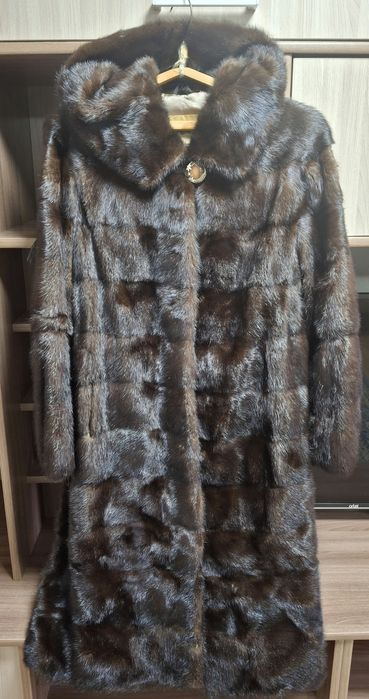 Продаю норковую шубу