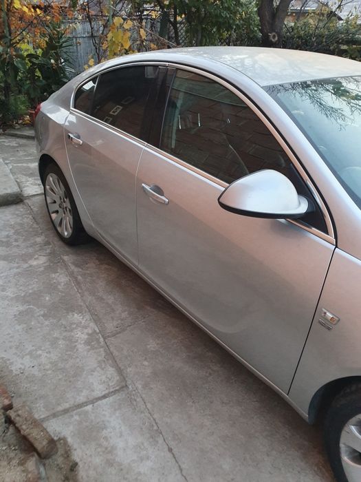 Opel Insignia 1.6 benzina/euro 5/VOLAN DREAPTA