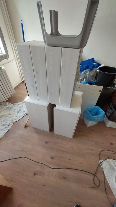 Meseriași executam următoarele: