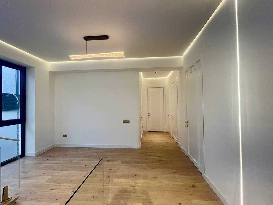 ул. Циолковского
«Рублёвка», чайхона «Салом»
4 уровня
2 сотки
380 м²