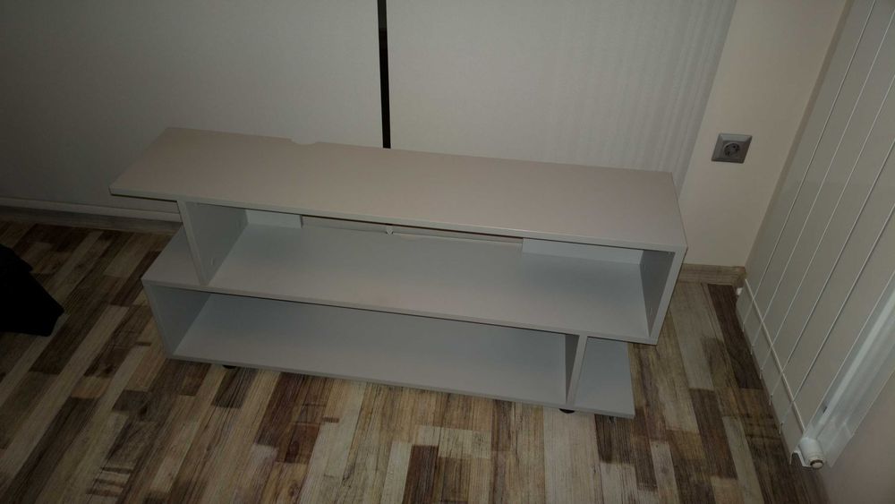 ТВ шкаф изработен по поръчка