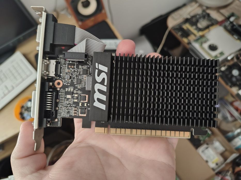 Dezmembrări calculatoare placa video MSI Nvidia GeForce GT 710 1gb ddr