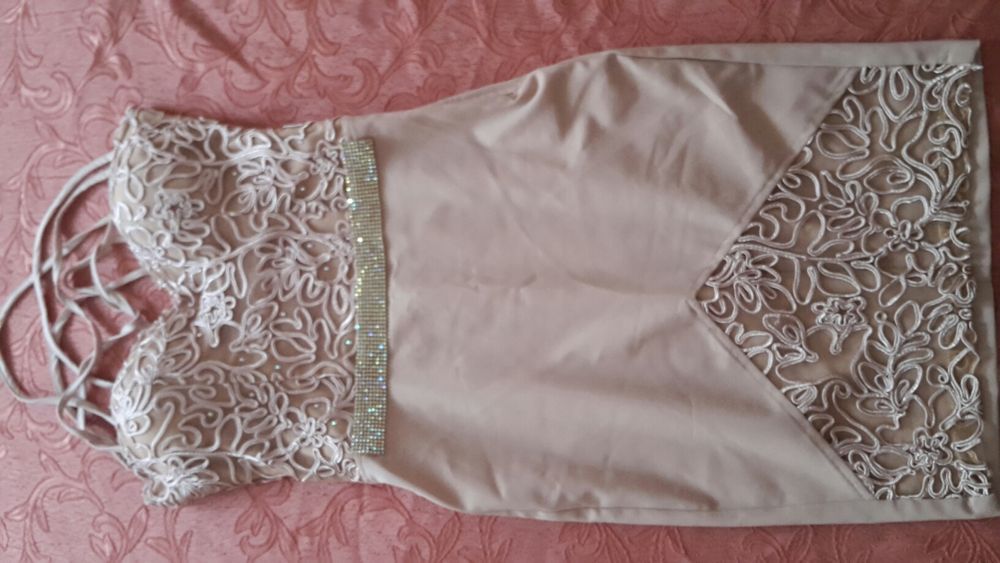 Rochie Bby nude cu dantela si pietre