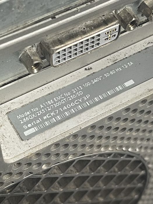 Unitate Apple & Macbook Pro