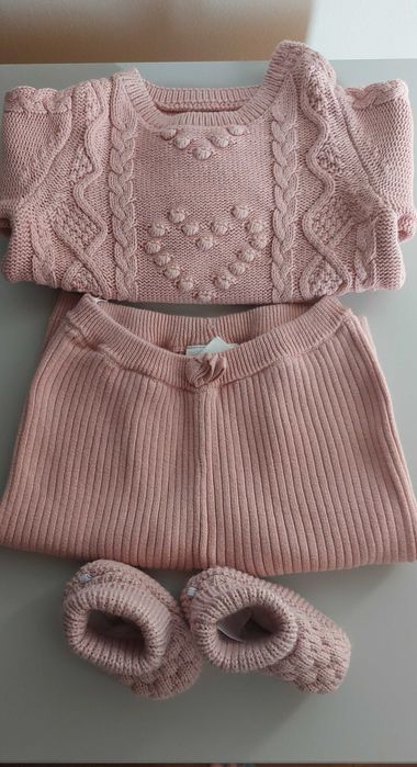Set  pantaloni pulover botosei C&A 3 luni