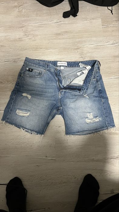 Дънки на Calvin klein