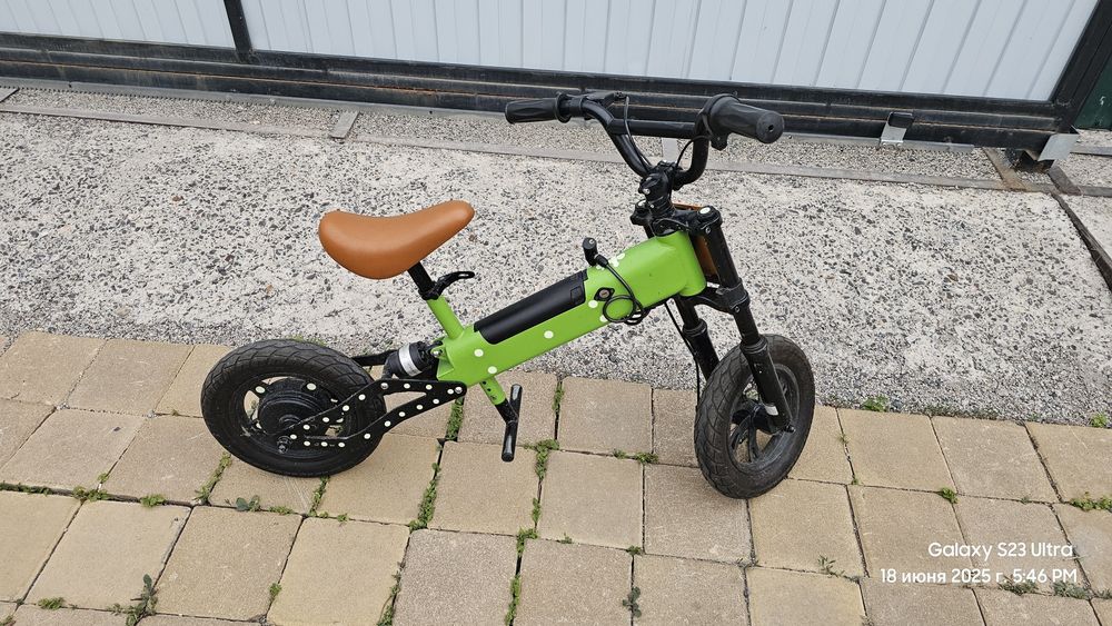 Продам электро бего вел