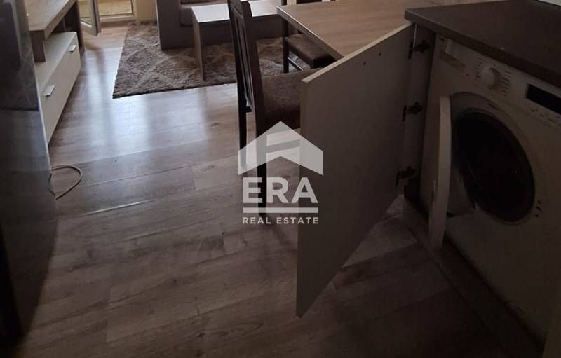 Дава се под наем Двустаен апартамент в Варна, Бизнес хотел - 64 кв.м за 512 € - Снимка #3