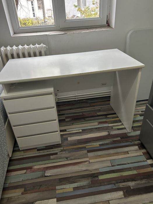 Birou Jysk alb sau masa manichiura