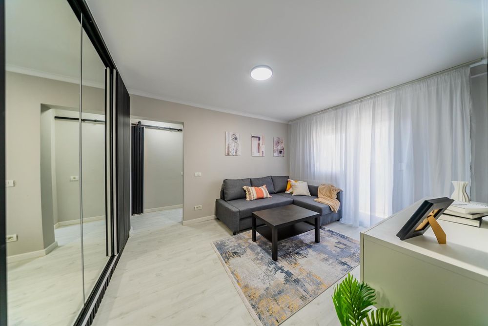 Apartament renovat modern