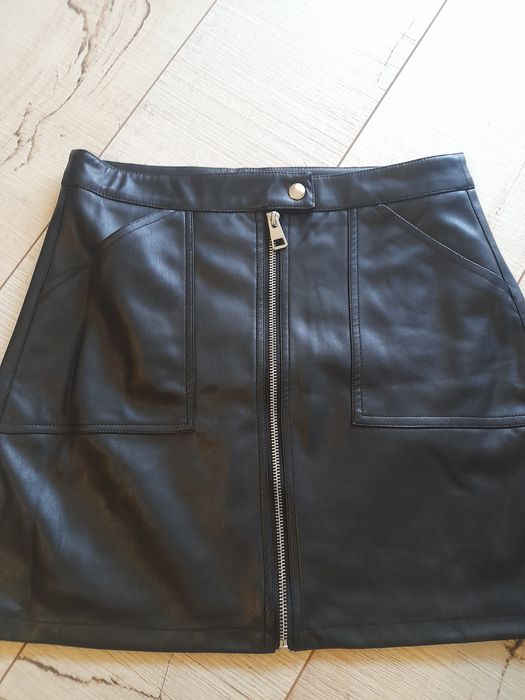 Lot 2 fuste imitație piele mărimea M